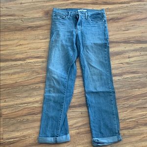 levi’s slimming straight jeans
